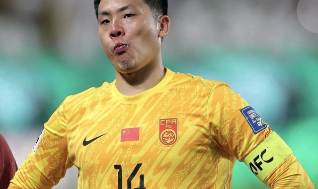 新葡京博彩官网-争议！王大雷侮辱人？怒怼网友：不是瞧不起你 能陪明白大姐吗？