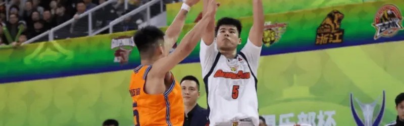 媒体人：上海广东锋线差距过大，广东应抓住窗口期升级阵容